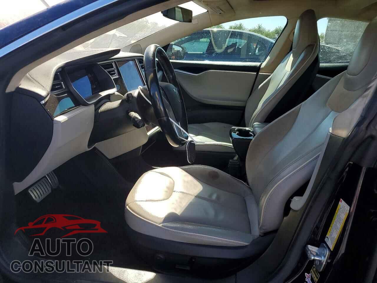 TESLA MODEL S 2014 - 5YJSA1H15EFP45229