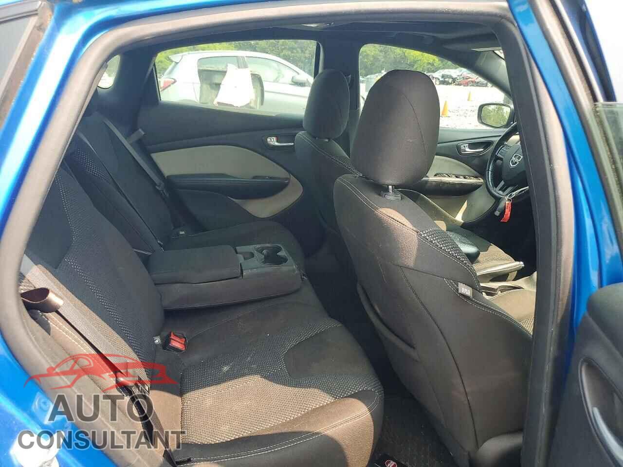 DODGE DART 2015 - 1C3CDFBB8FD267279