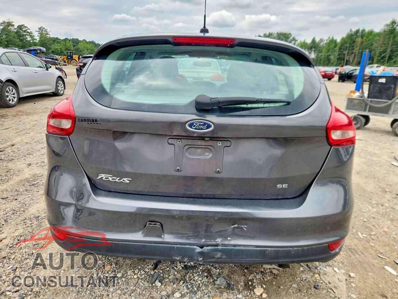 FORD FOCUS 2015 - 1FADP3K26FL200164