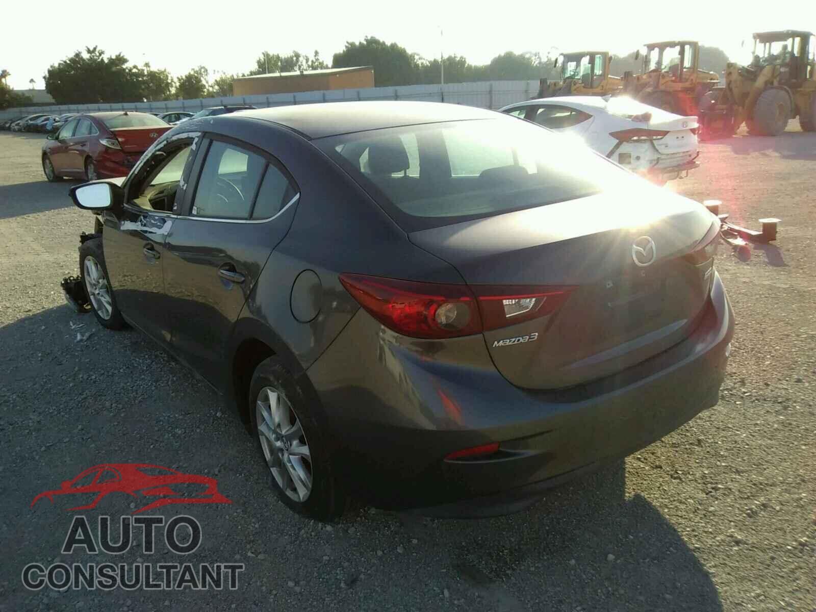 MAZDA 3 2017 - 3MZBN1U75HM116405