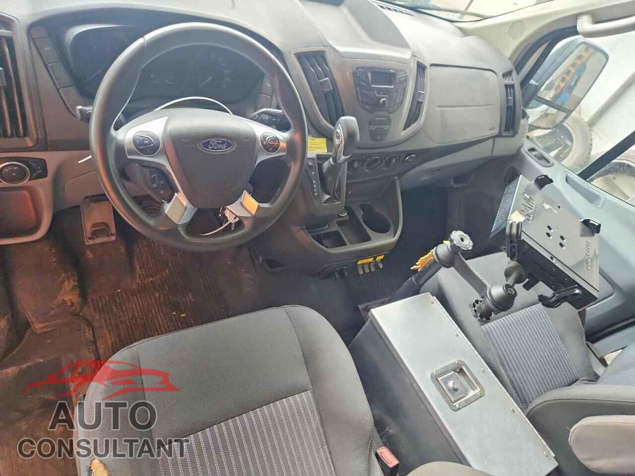 FORD TRANSIT 2019 - 1FTBF4XG6KKA90280