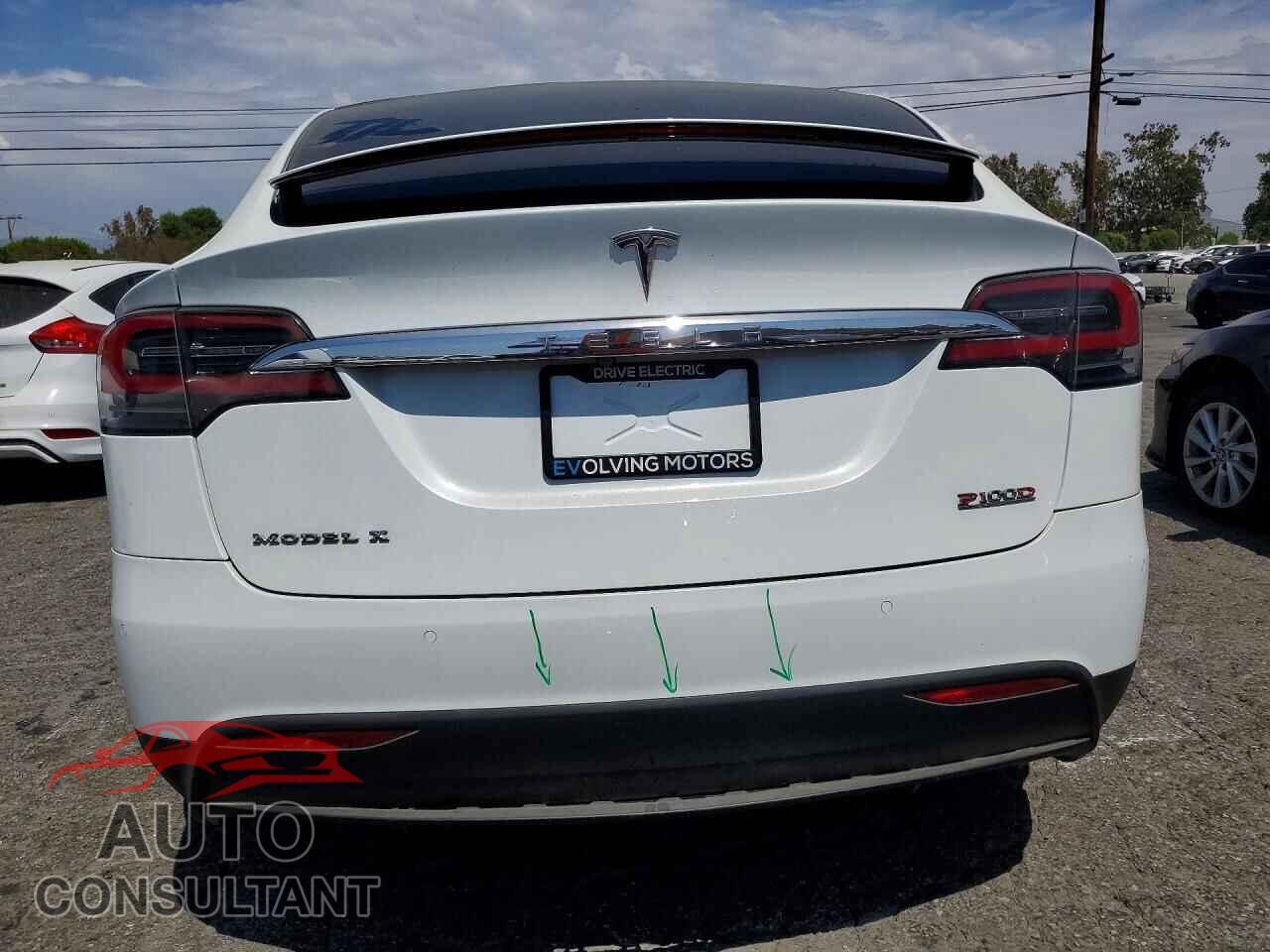 TESLA MODEL X 2018 - 5YJXCBE46JF105237