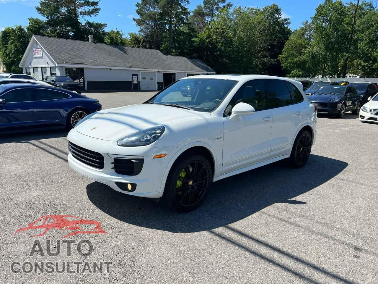 PORSCHE CAYENNE 2016 - WP1AE2A21GLA62046