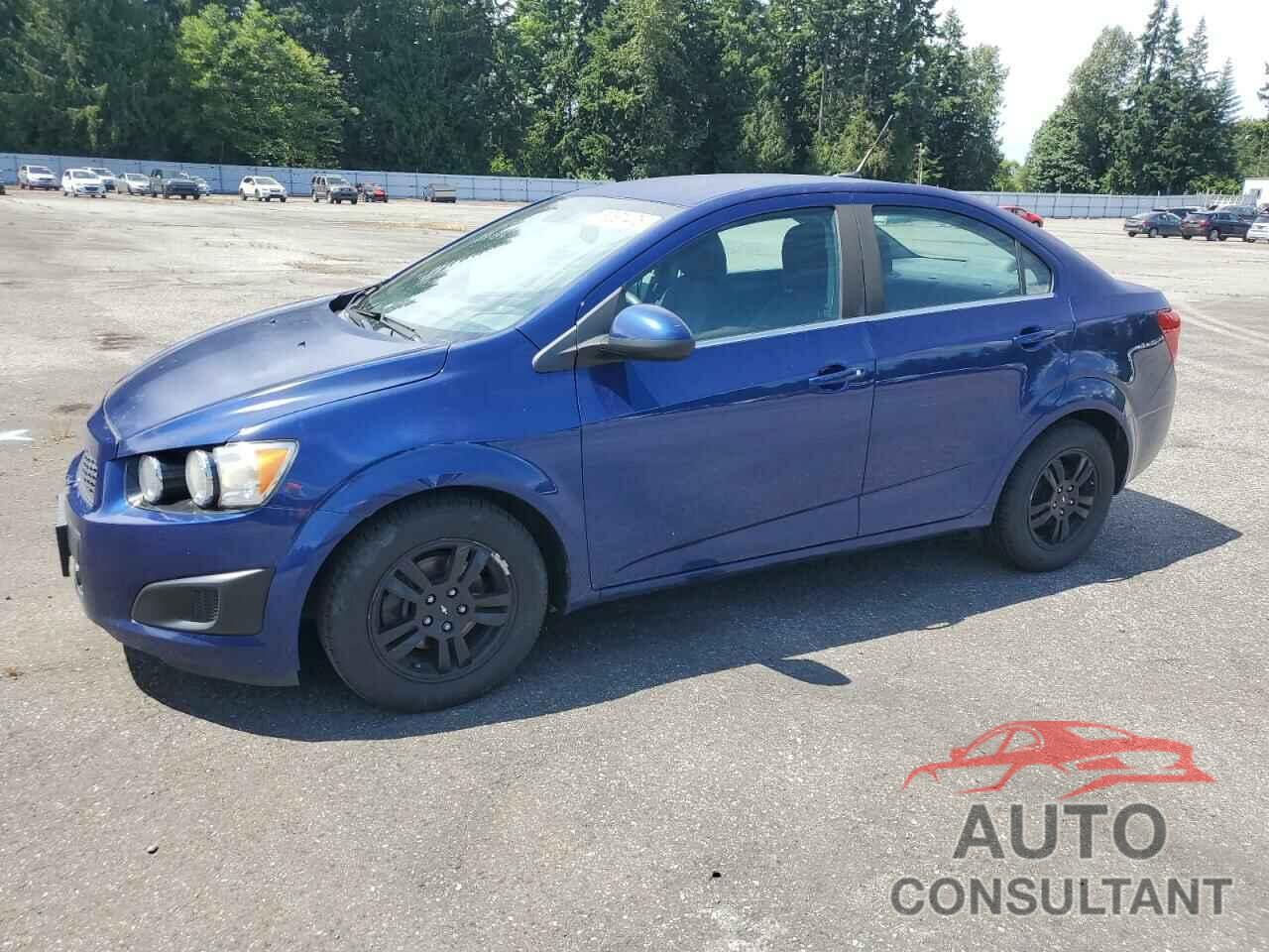 CHEVROLET SONIC 2012 - 1G1JC5SH8C4229754
