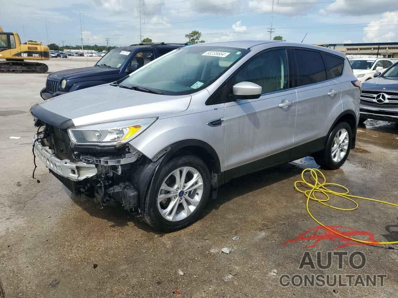 FORD ESCAPE 2017 - 1FMCU0GD6HUB73130