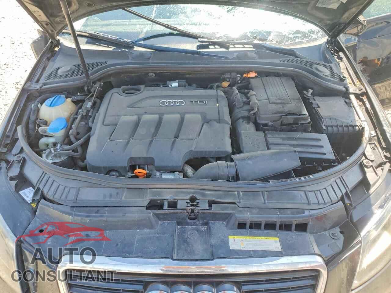 AUDI A3 2013 - WAUKJAFM7DA022175