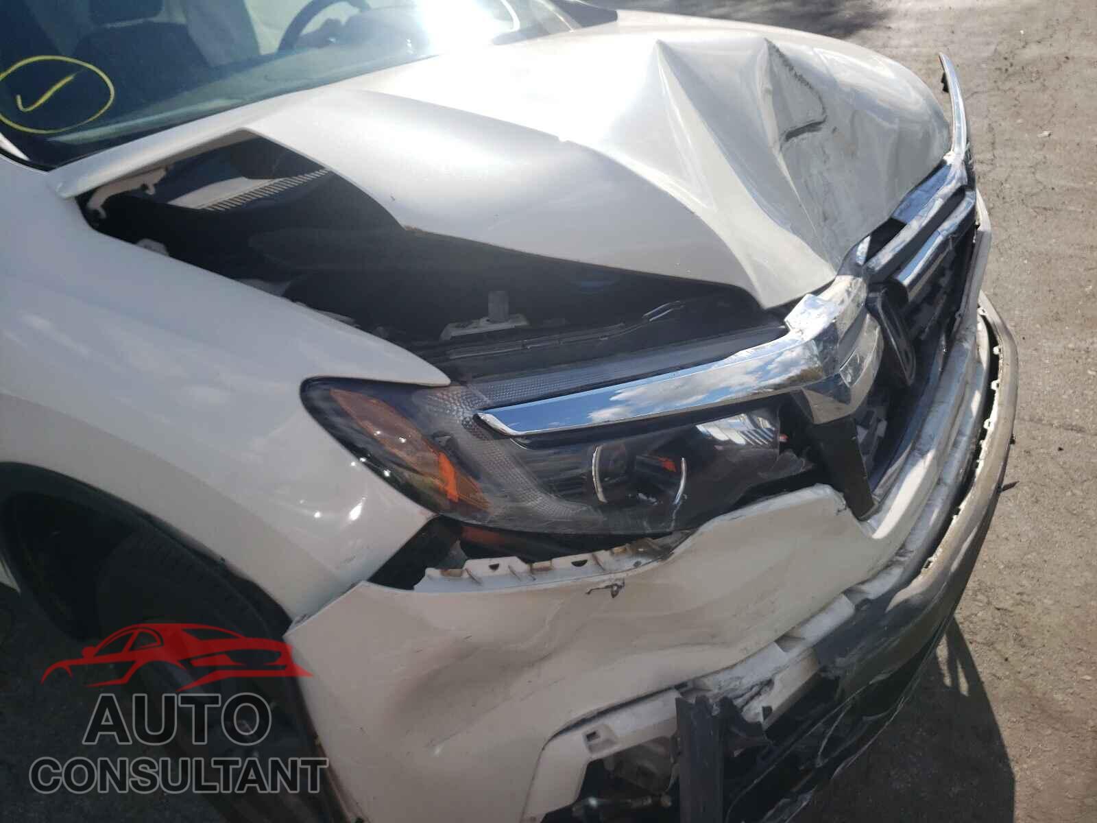 HONDA RIDGELINE 2018 - 5FPYK3F15JB014355