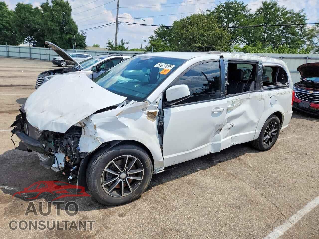 DODGE CARAVAN 2018 - 2C4RDGEG5JR341069