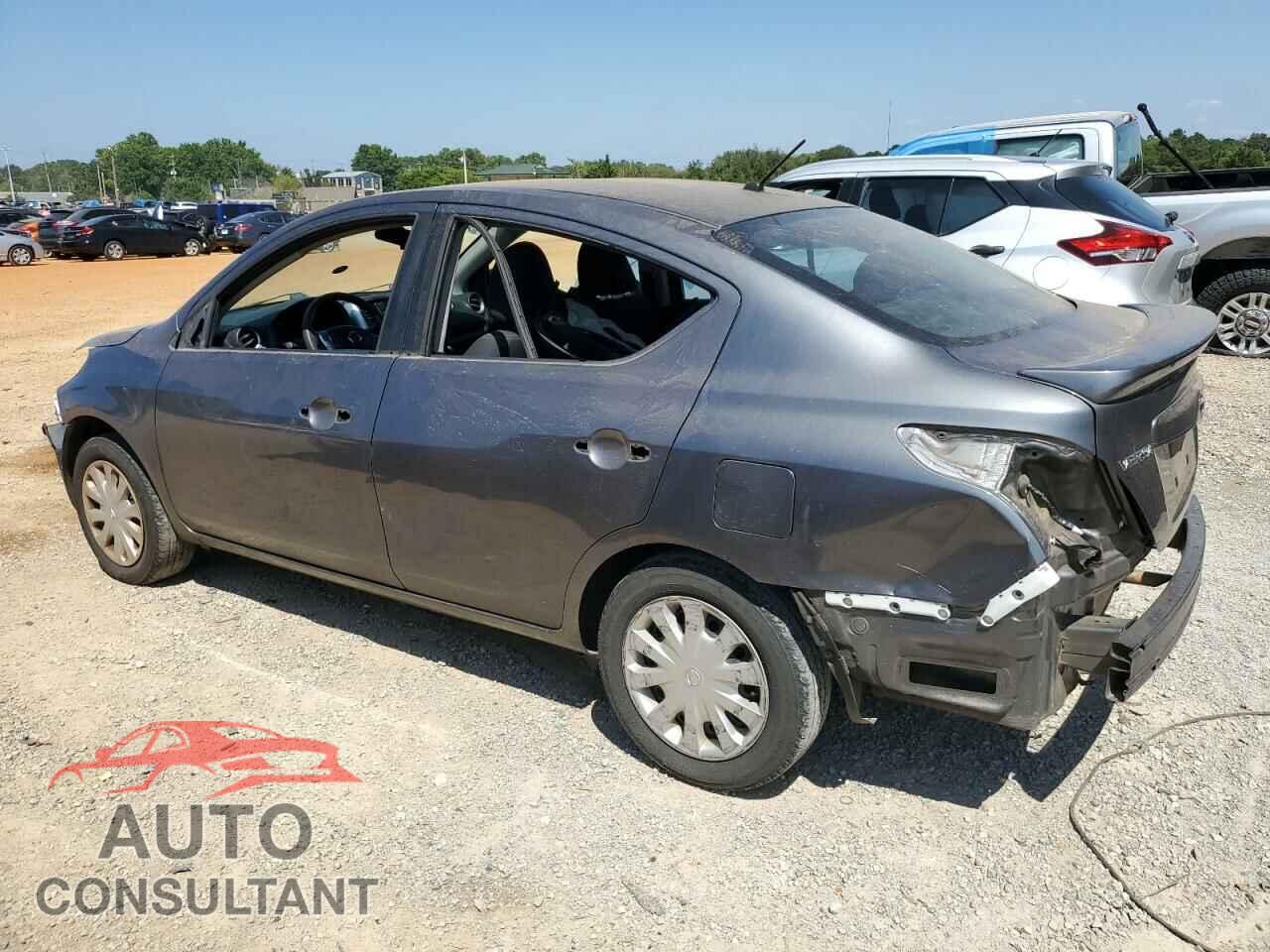 NISSAN VERSA 2017 - 3N1CN7AP2HL815837