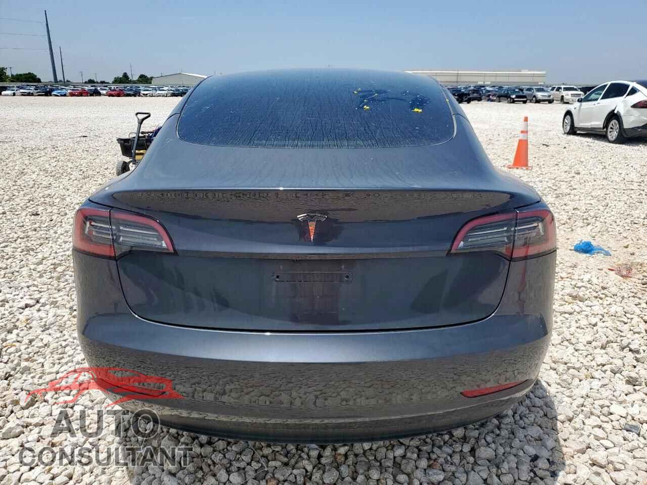 TESLA MODEL 3 2023 - 5YJ3E1EA3PF668540