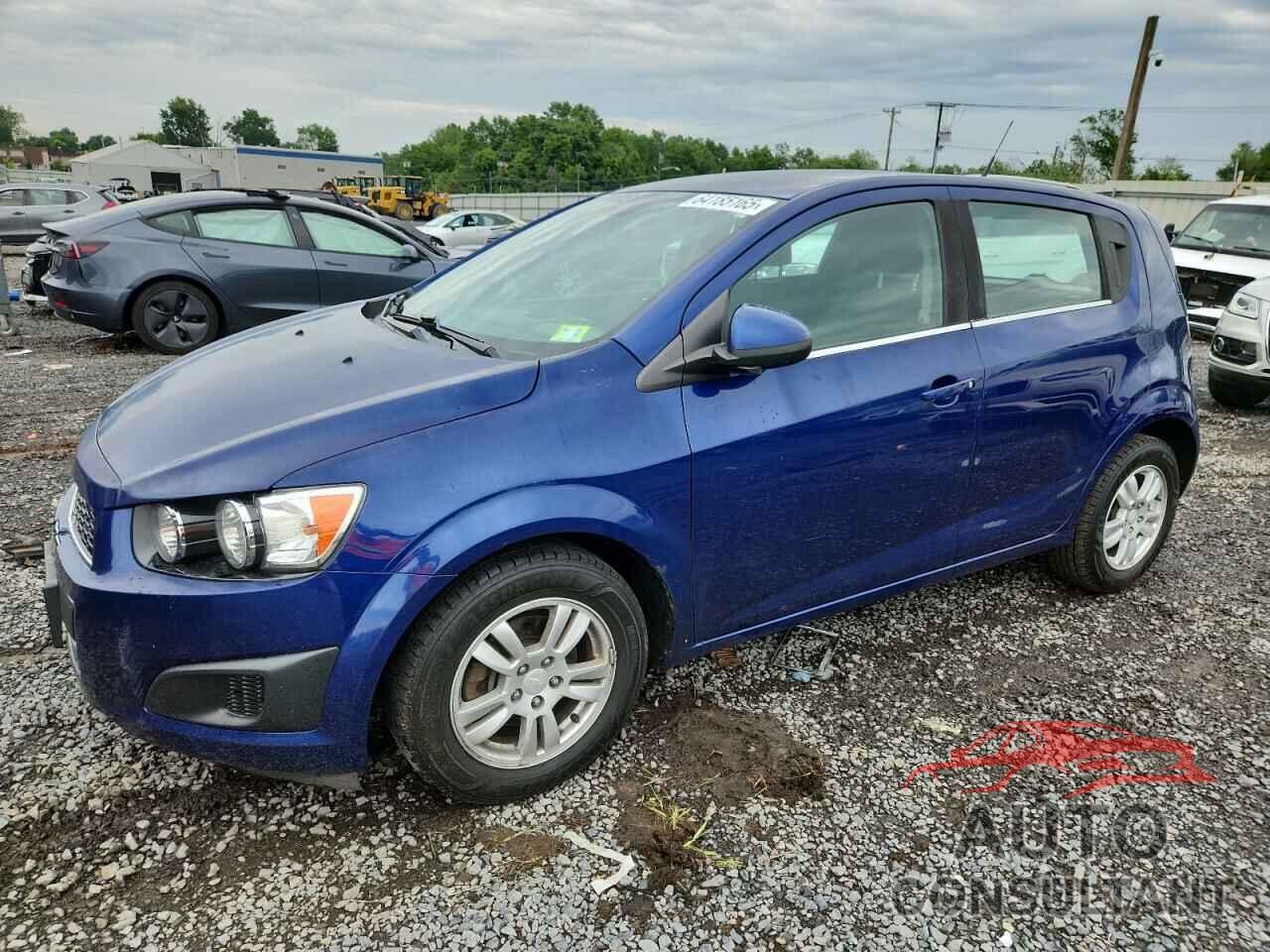 CHEVROLET SONIC 2013 - 1G1JC6SB9D4201335