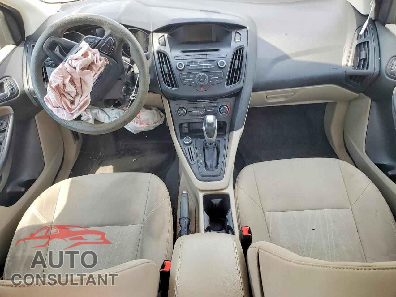 FORD FOCUS 2016 - 1FADP3F21GL209611