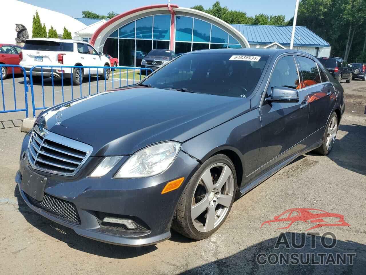MERCEDES-BENZ E-CLASS 2011 - WDDHF8HB2BA489929