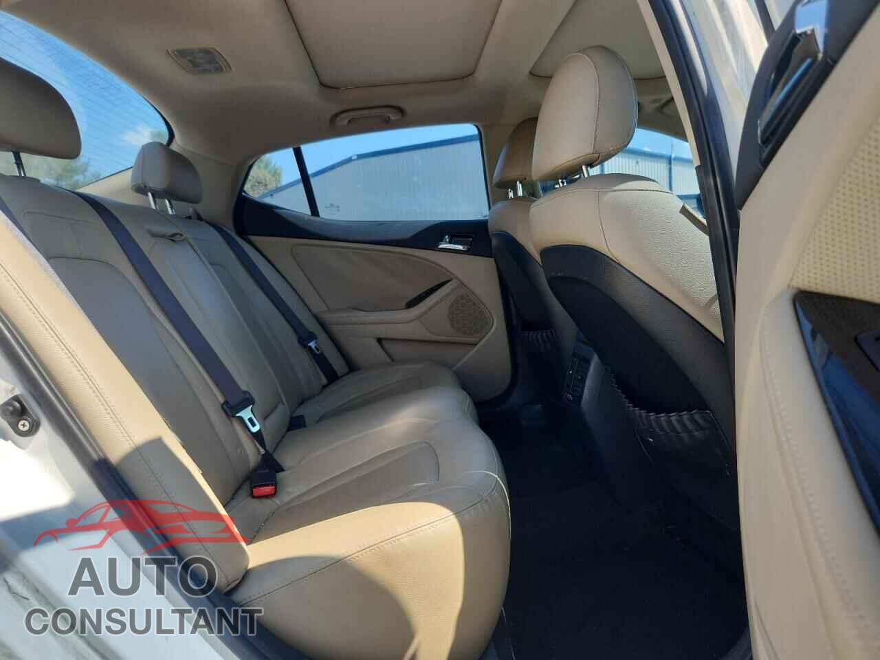 KIA OPTIMA 2011 - KNAGN4A71B5058723