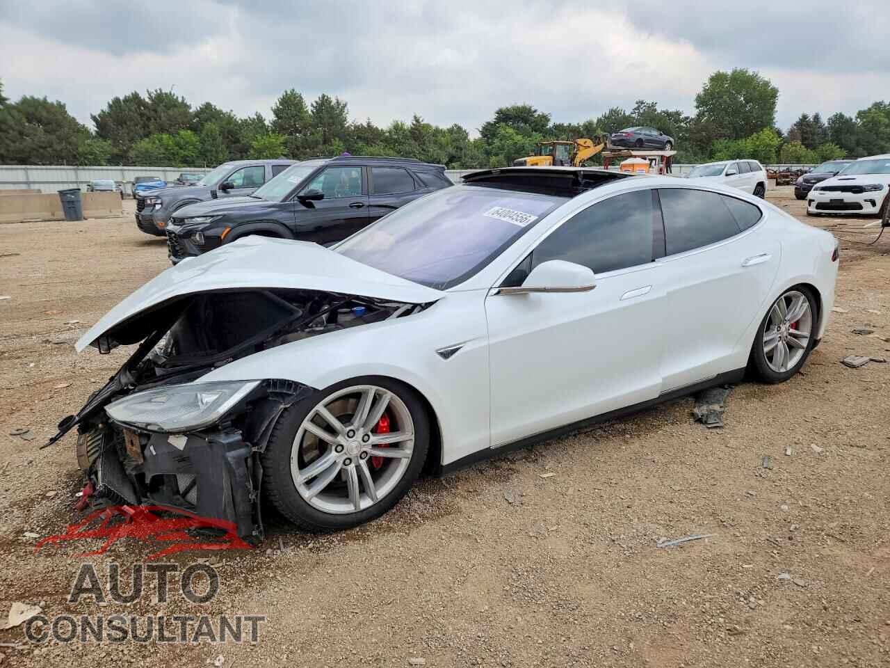 TESLA MODEL S 2015 - 5YJSA1H40FF087637