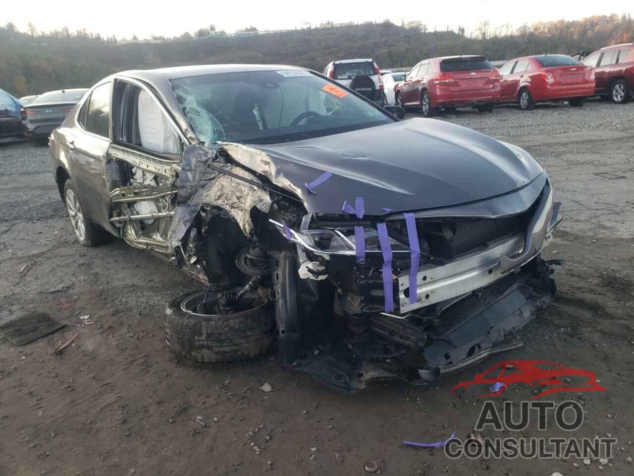 TOYOTA CAMRY 2018 - 4T1B11HK0JU538821