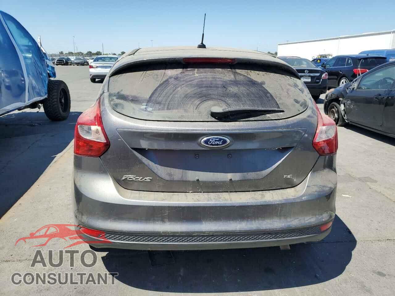 FORD FOCUS 2014 - 1FADP3K2XEL407817