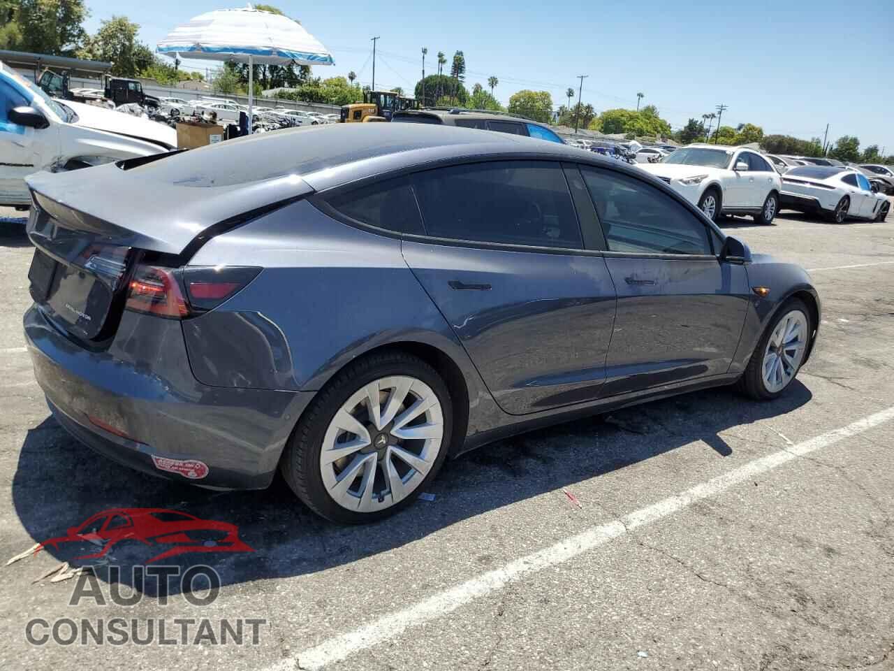 TESLA MODEL 3 2022 - 5YJ3E1EB8NF338186