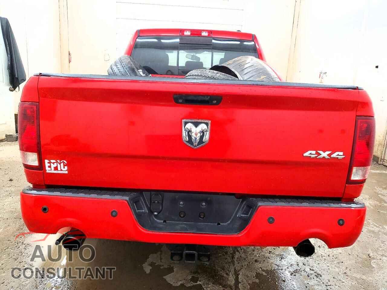 DODGE RAM 1500 2012 - 1C6RD7HT5CS195760