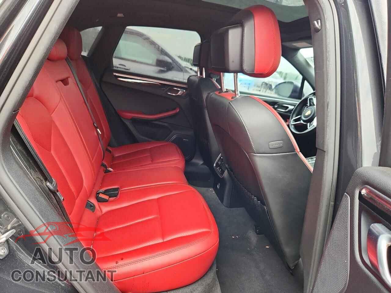 PORSCHE MACAN 2017 - WP1AA2A5XHLB81365