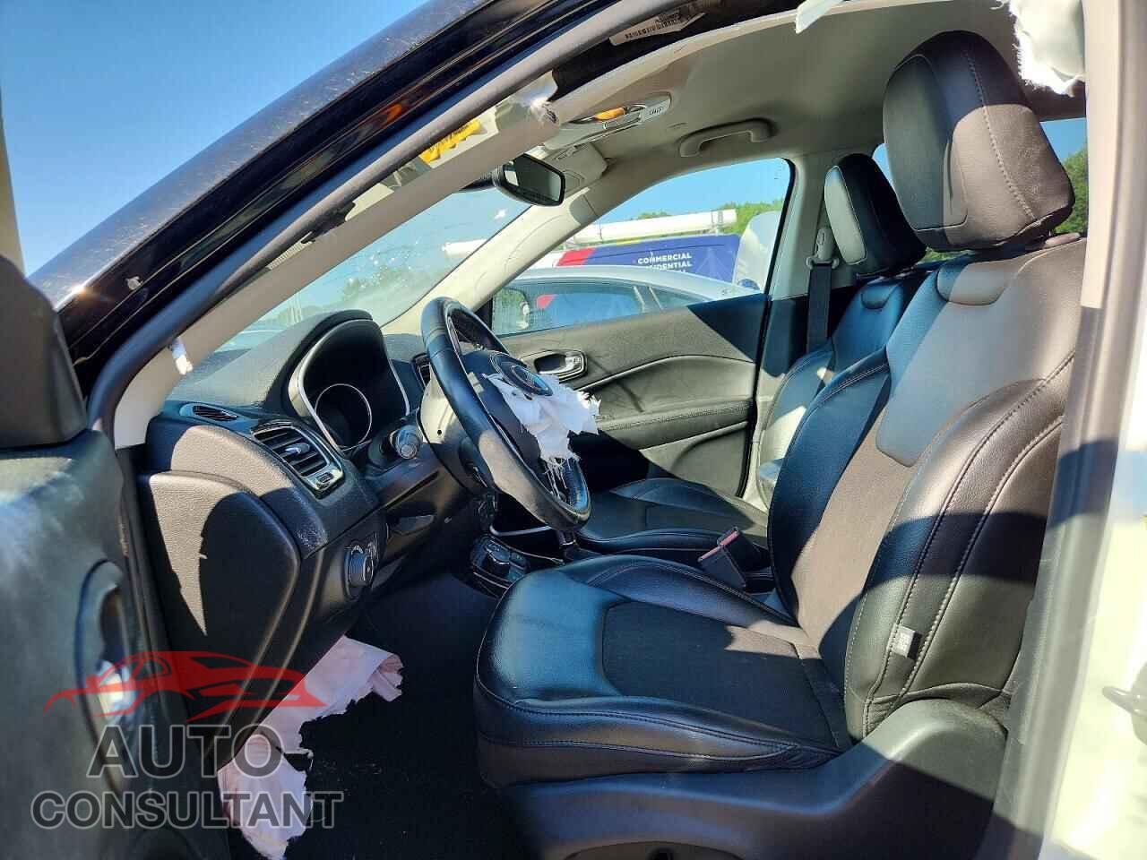 JEEP COMPASS 2020 - 3C4NJDBB4LT173360