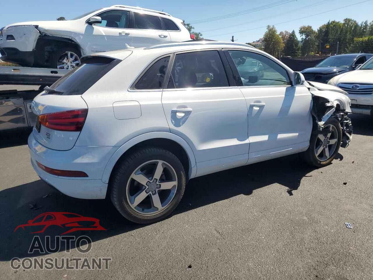 AUDI Q3 2015 - WA1GFCFS4FR012013