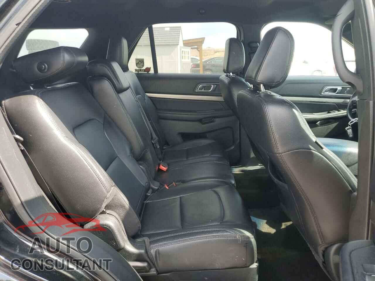 FORD EXPLORER 2018 - 1FM5K7D88JGA73761