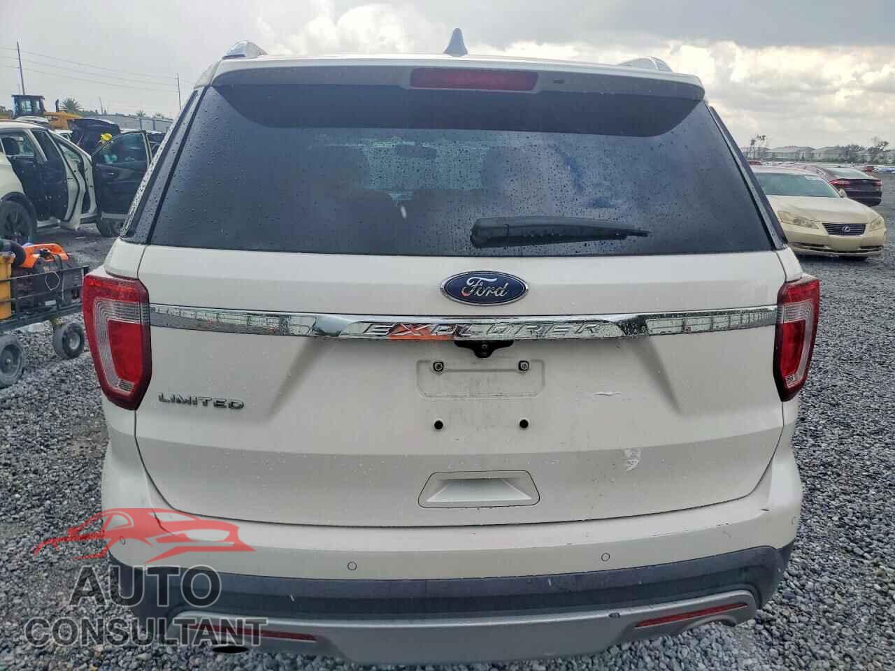 FORD EXPLORER 2017 - 1FM5K7F80HGD36106