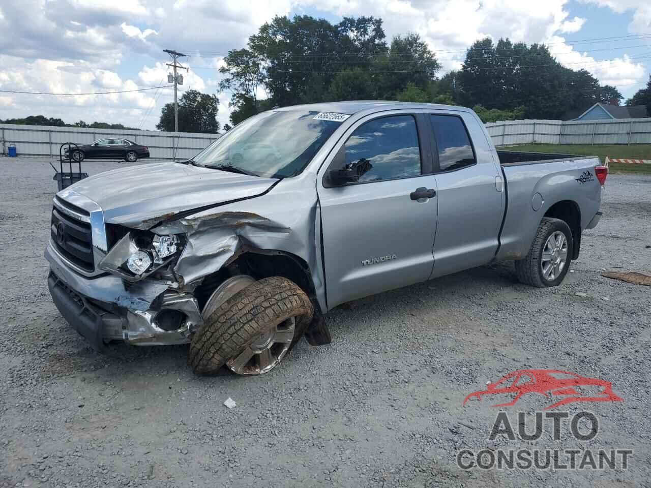 TOYOTA TUNDRA 2011 - 5TFUM5F16BX021769