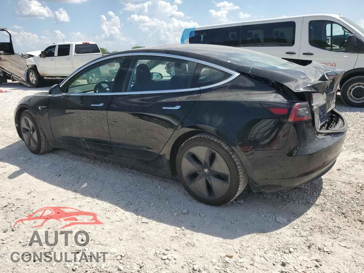 TESLA MODEL 3 2018 - 5YJ3E1EBXJF068095