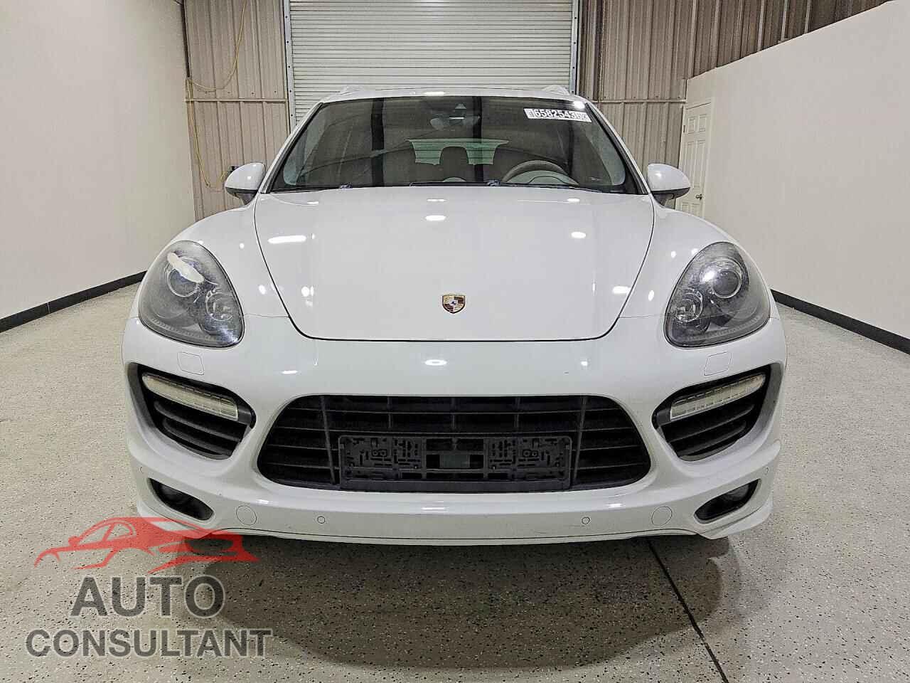 PORSCHE CAYENNE 2014 - WP1AD2A20ELA73569