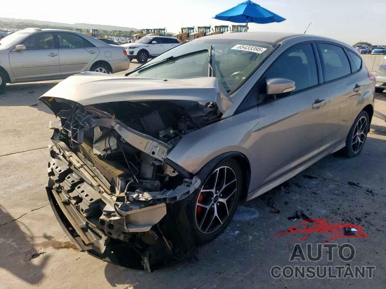 FORD FOCUS 2015 - 1FADP3K2XFL248105