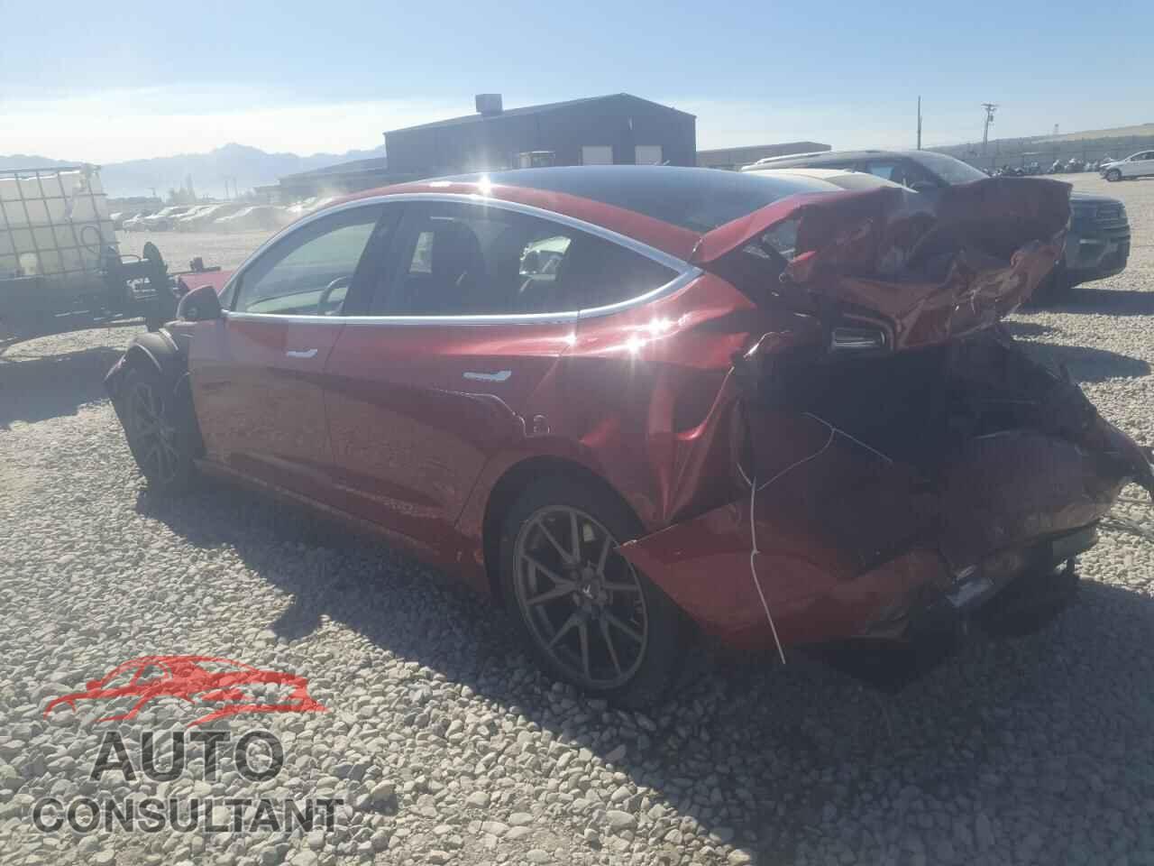 TESLA MODEL 3 2019 - 5YJ3E1EB5KF496755