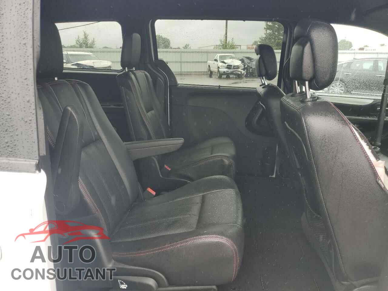 DODGE CARAVAN 2018 - 2C4RDGEG8JR326209