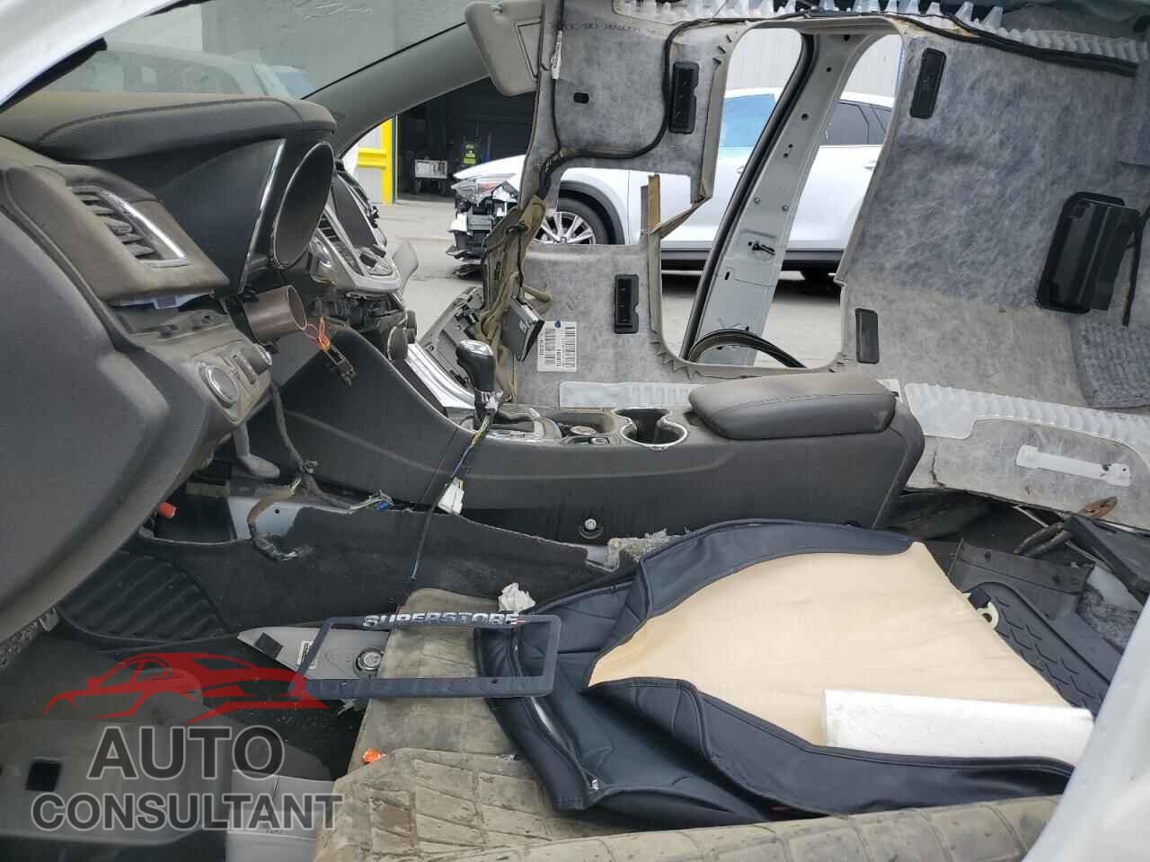 CHEVROLET SS 2015 - 6G3F15RW9FL123401