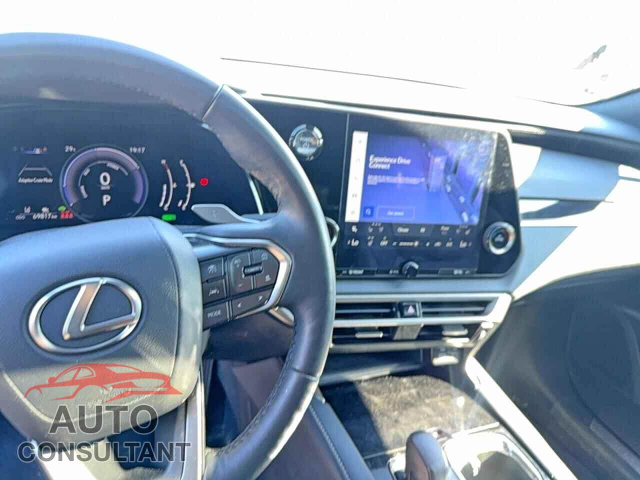 LEXUS RX300 2023 - 2T2BBMCA0PC013339
