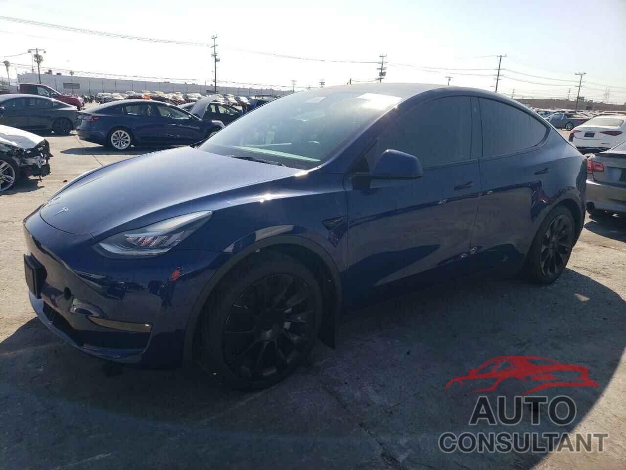 TESLA MODEL Y 2021 - 5YJYGAEE4MF302634