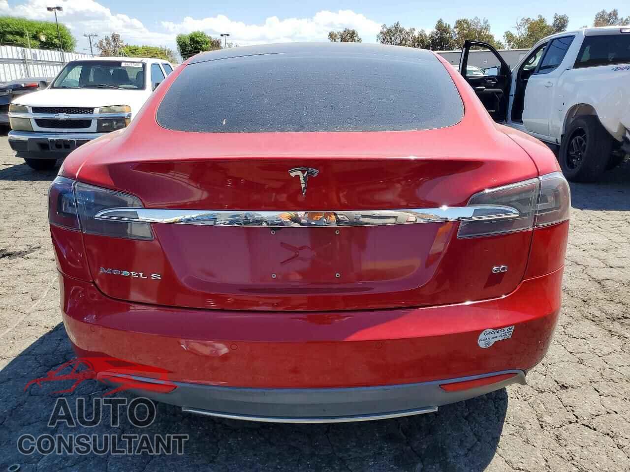 TESLA MODEL S 2014 - 5YJSA1S14EFP29449