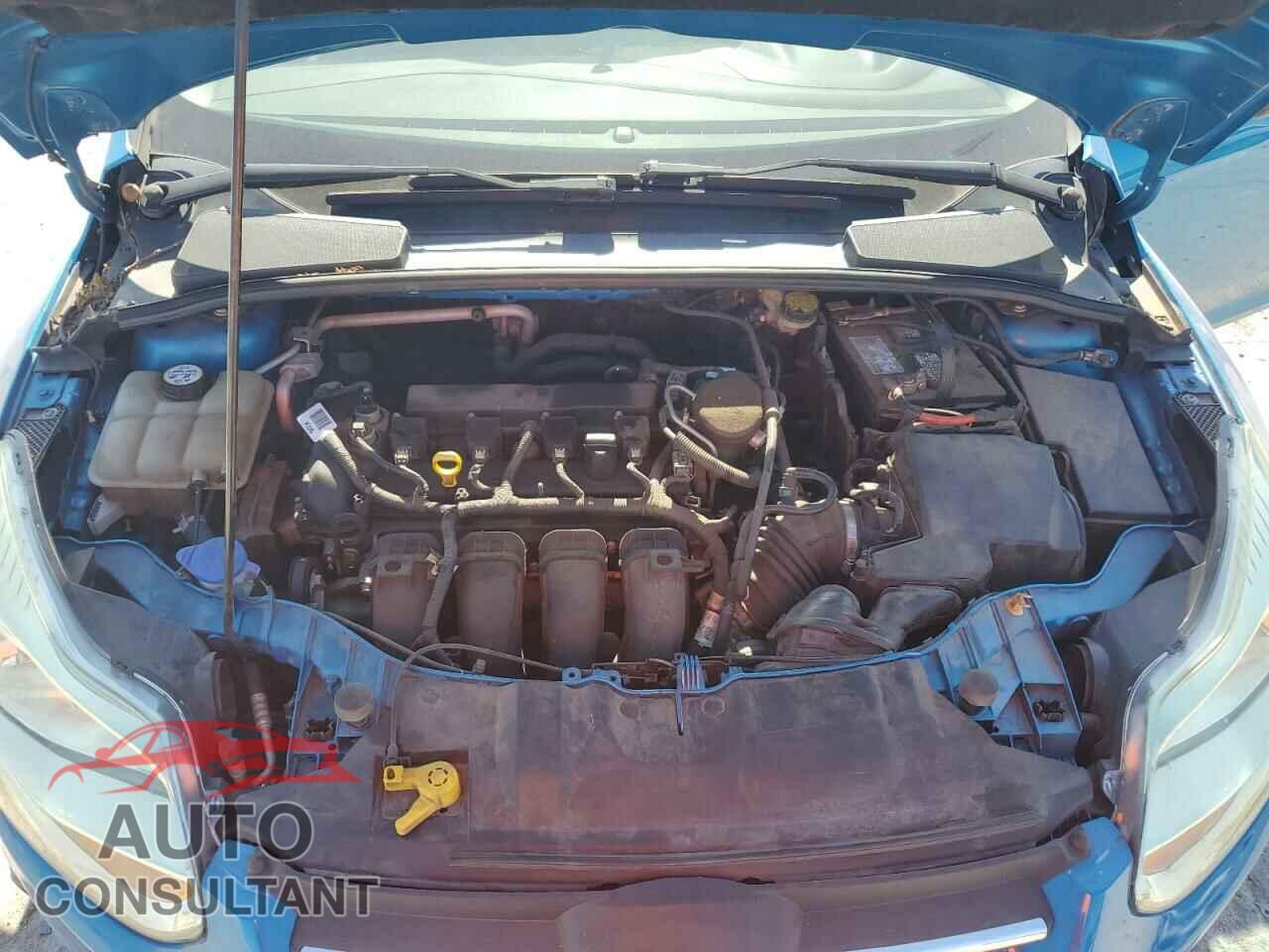 FORD FOCUS 2015 - 1FADP3F24FL318403