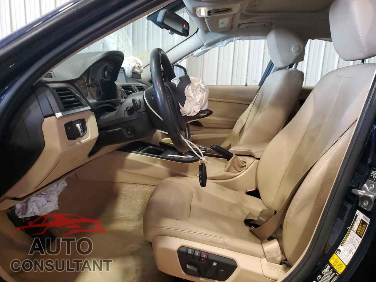 BMW 3 SERIES 2013 - WBA3B5C55DF596010