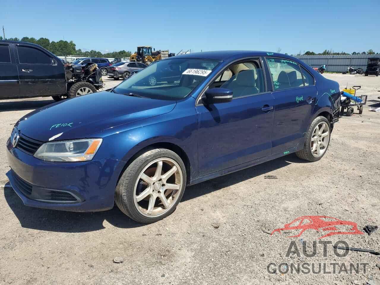 VOLKSWAGEN JETTA 2012 - 3VWDX7AJXCM420117