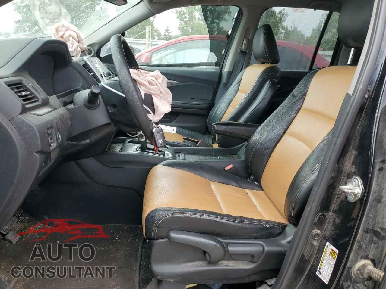 HONDA RIDGELINE 2017 - 5FPYK3F10HB017626
