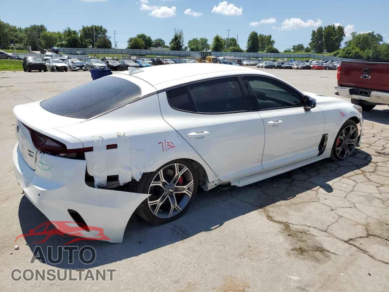 KIA STINGER 2018 - KNAE35LC2J6020102