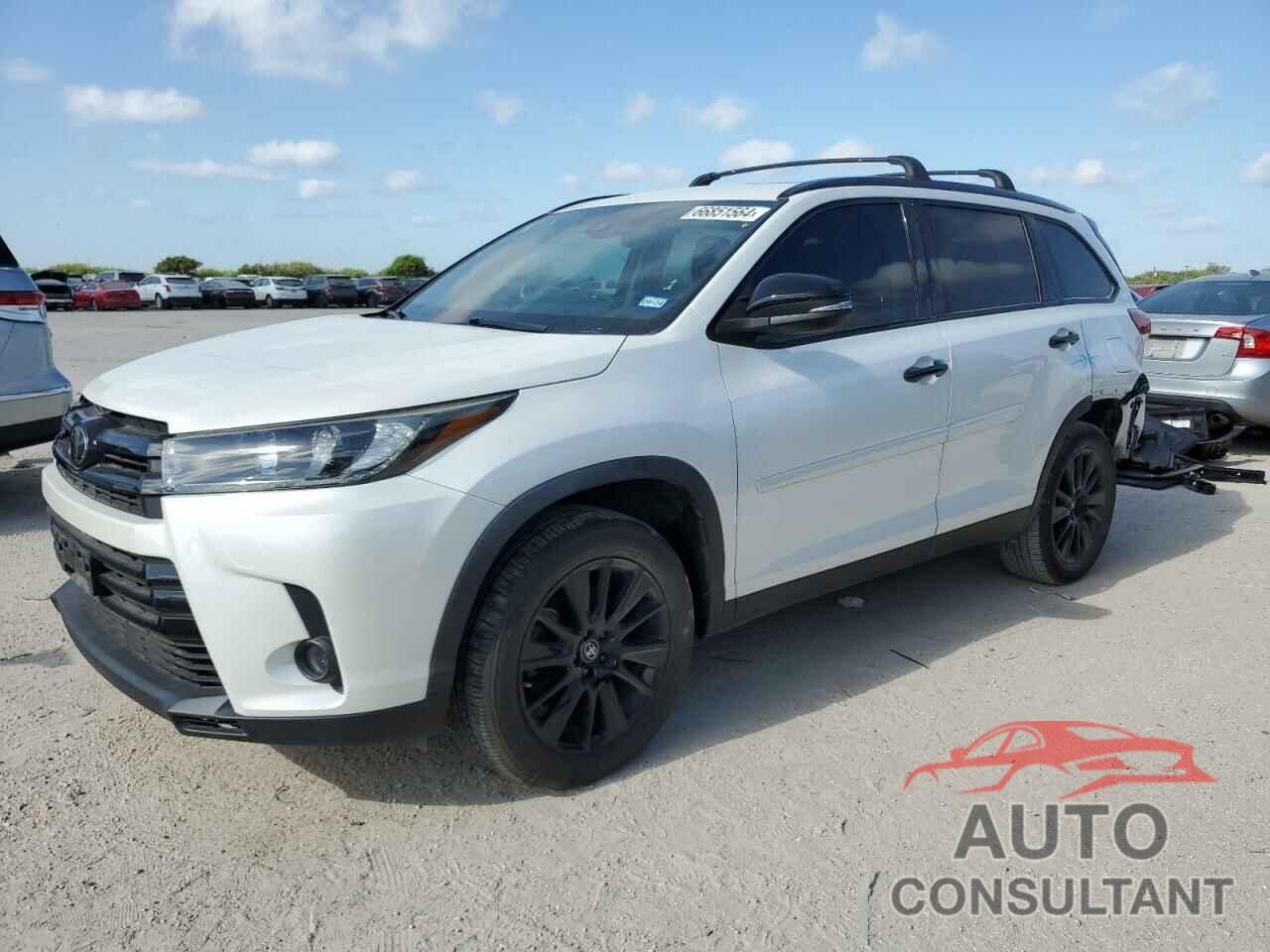 TOYOTA HIGHLANDER 2019 - 5TDKZRFH2KS331498