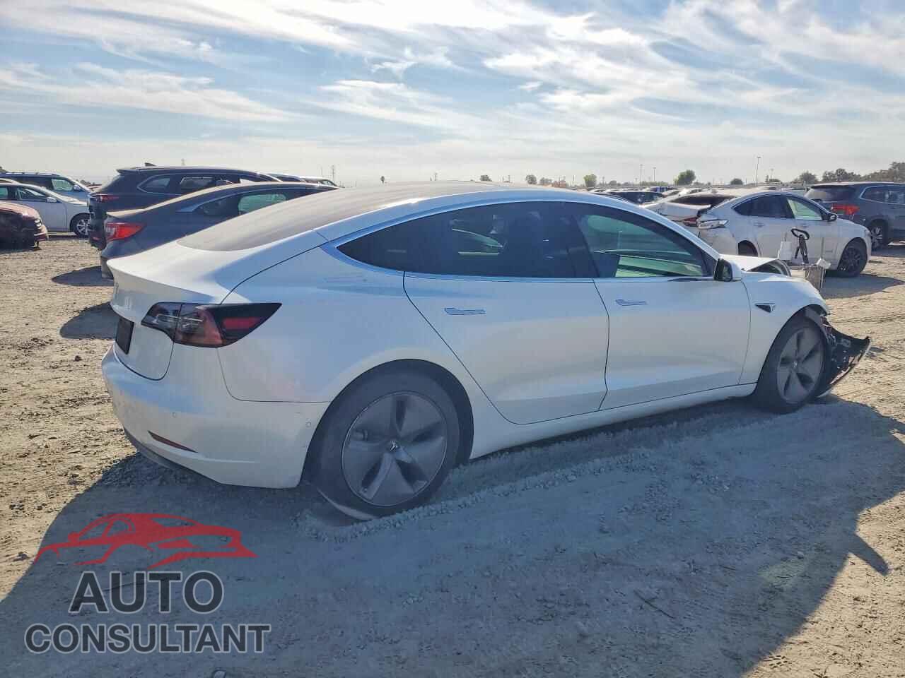 TESLA MODEL 3 2020 - 5YJ3E1EA9LF631986