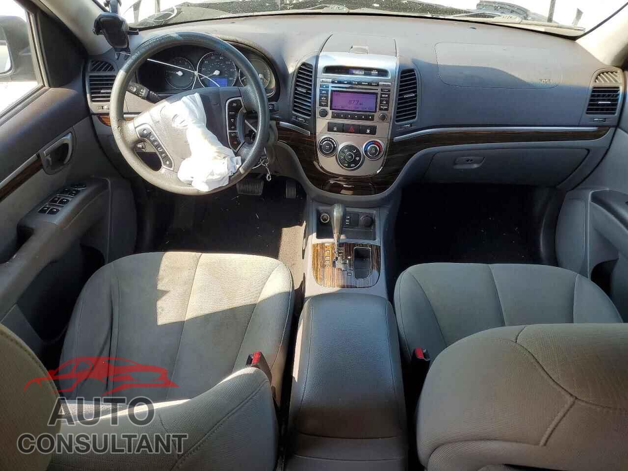 HYUNDAI SANTA FE 2010 - 5NMSG3AB2AH404196