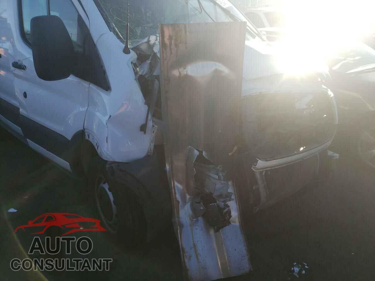 FORD TRANSIT CO 2017 - 1FTYE1ZM0HKB14046