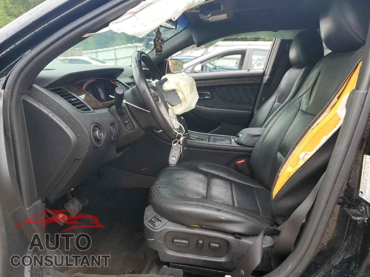 FORD TAURUS 2017 - 1FAHP2F88HG104042