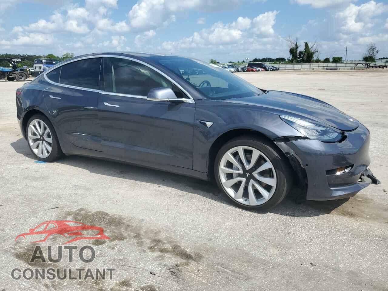 TESLA MODEL 3 2020 - 5YJ3E1EC7LF586743