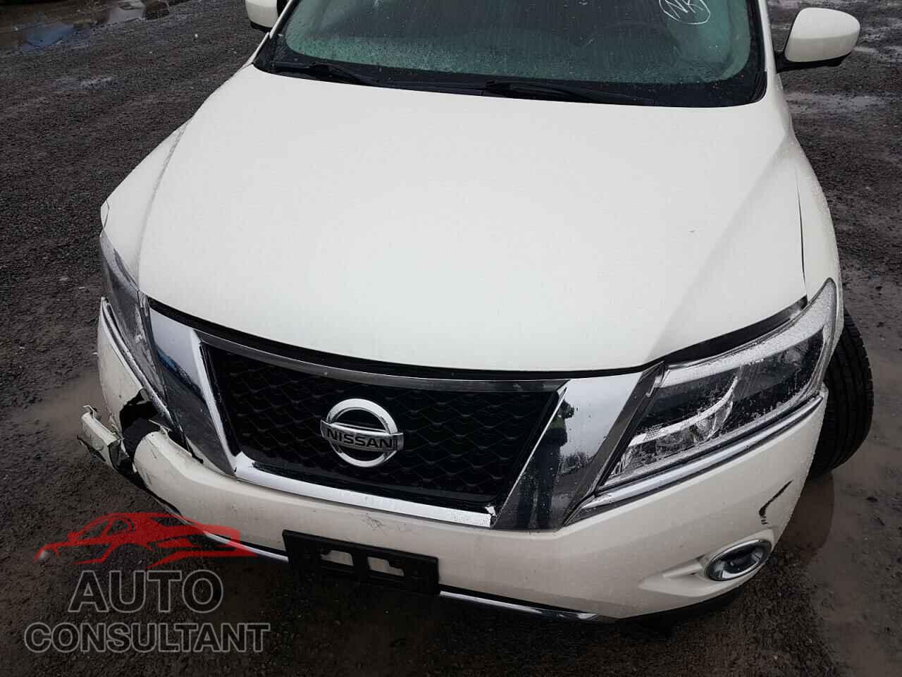 NISSAN PATHFINDER 2016 - 5N1AR2MM3GC648004